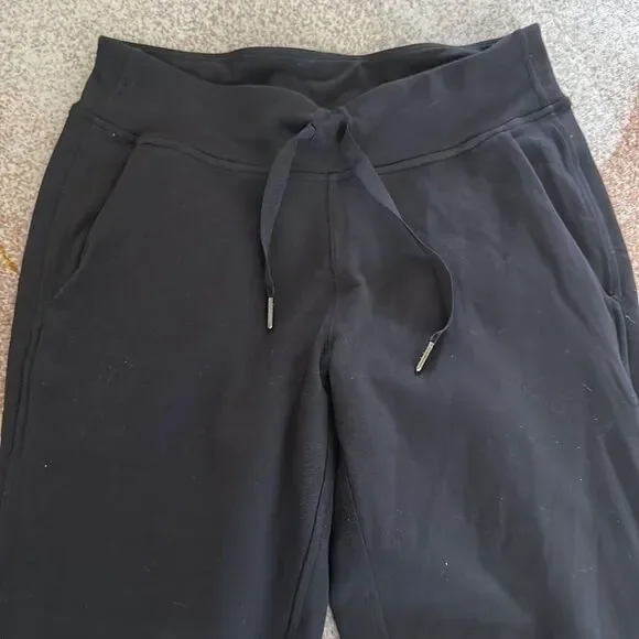 Lululemon joggers   - Picture 2 of 5